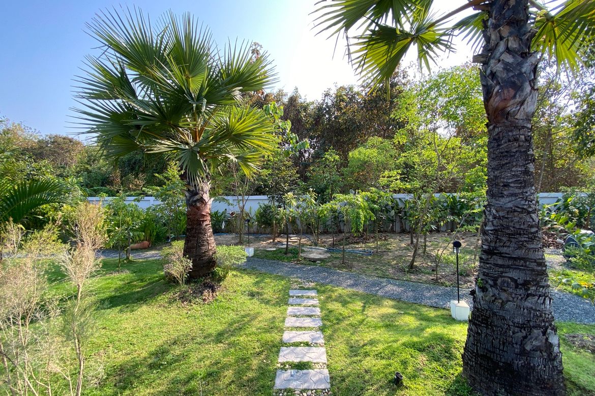 Modern Pool Villa with Mountain Views and Smart Home Features in San Sai