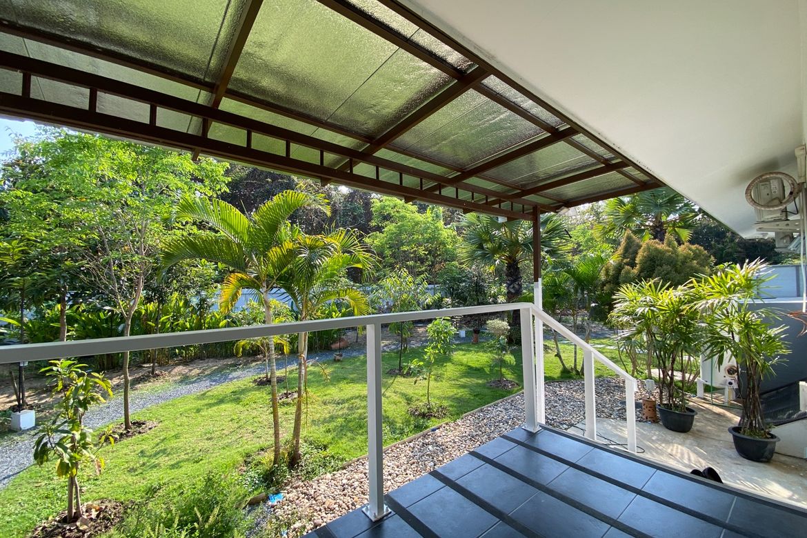 Modern Pool Villa with Mountain Views and Smart Home Features in San Sai