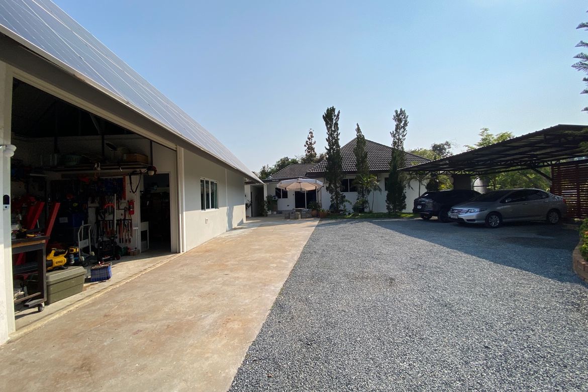 Modern Pool Villa with Mountain Views and Smart Home Features in San Sai