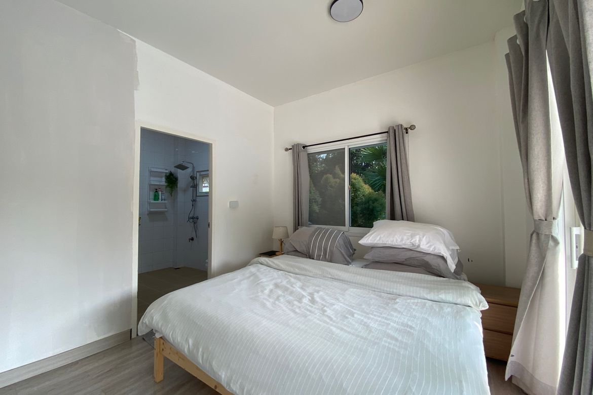 Modern Pool Villa with Mountain Views and Smart Home Features in San Sai
