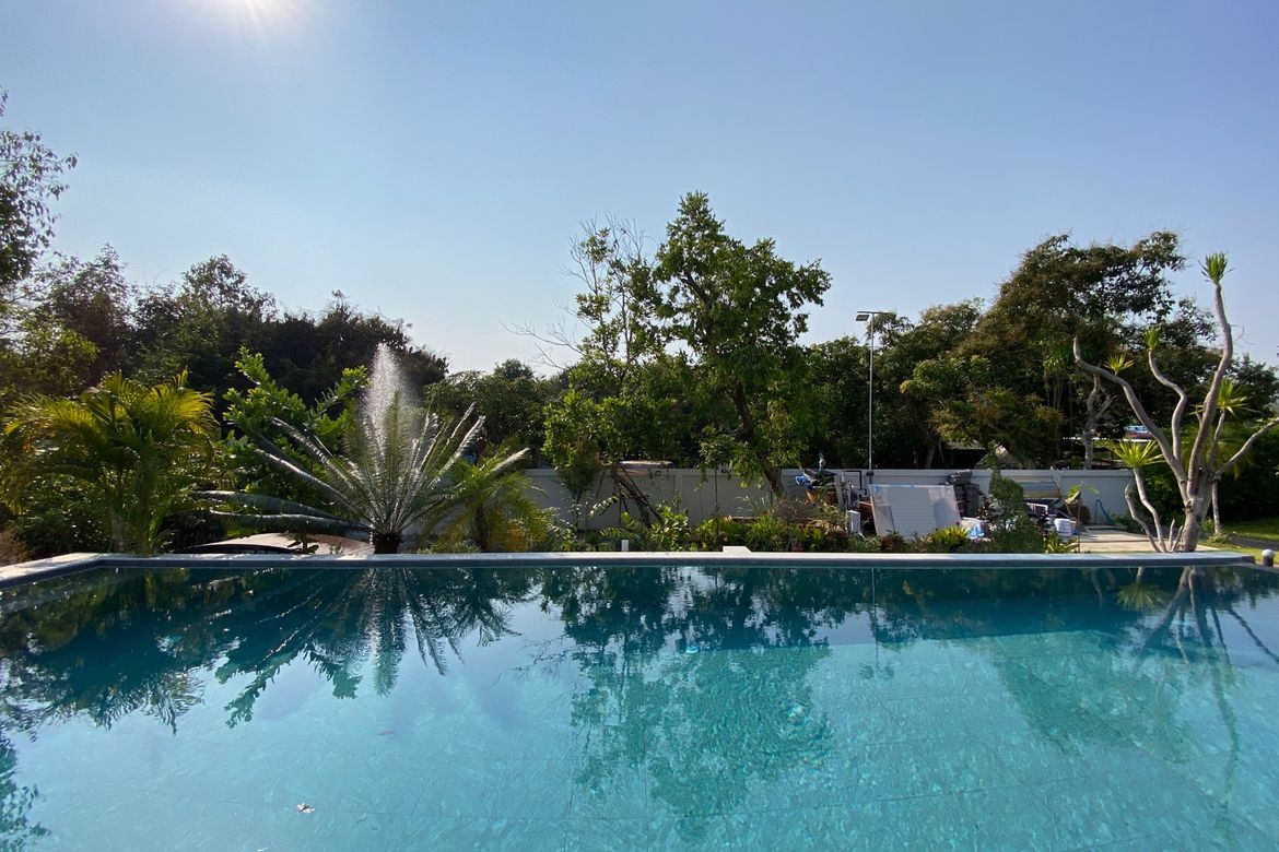 Modern Pool Villa with Mountain Views and Smart Home Features in San Sai