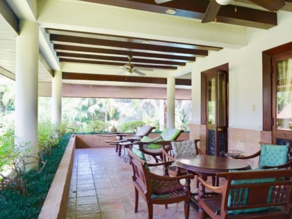 Luxurious 6 Bedroom Pool Villa in Mae Jo