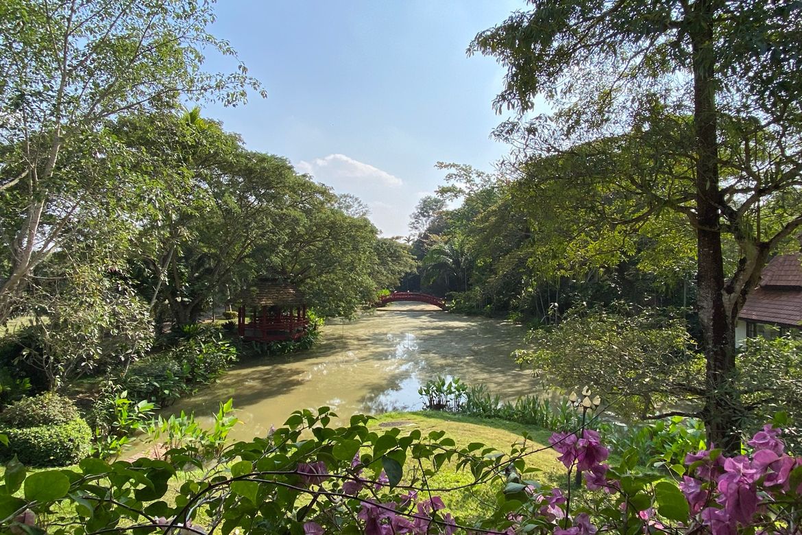 Luxurious 6 Bedroom Pool Villa in Mae Jo