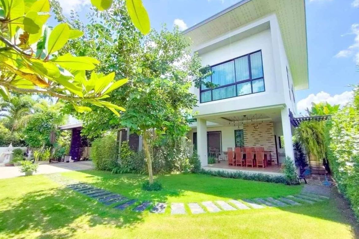 Modern house for Sale / Rent near 89 plaza