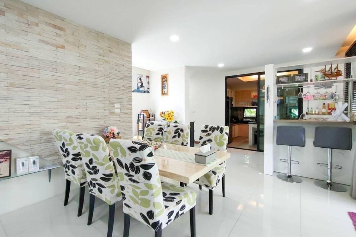 Modern house for Sale / Rent near 89 plaza