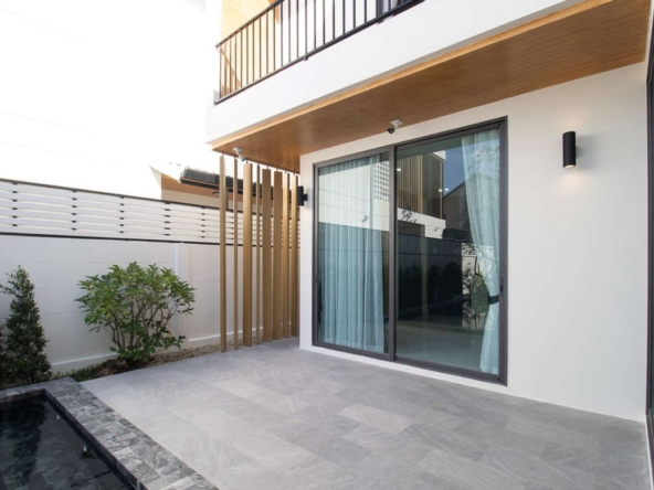 4-bedroom pool villa in an excellent location
