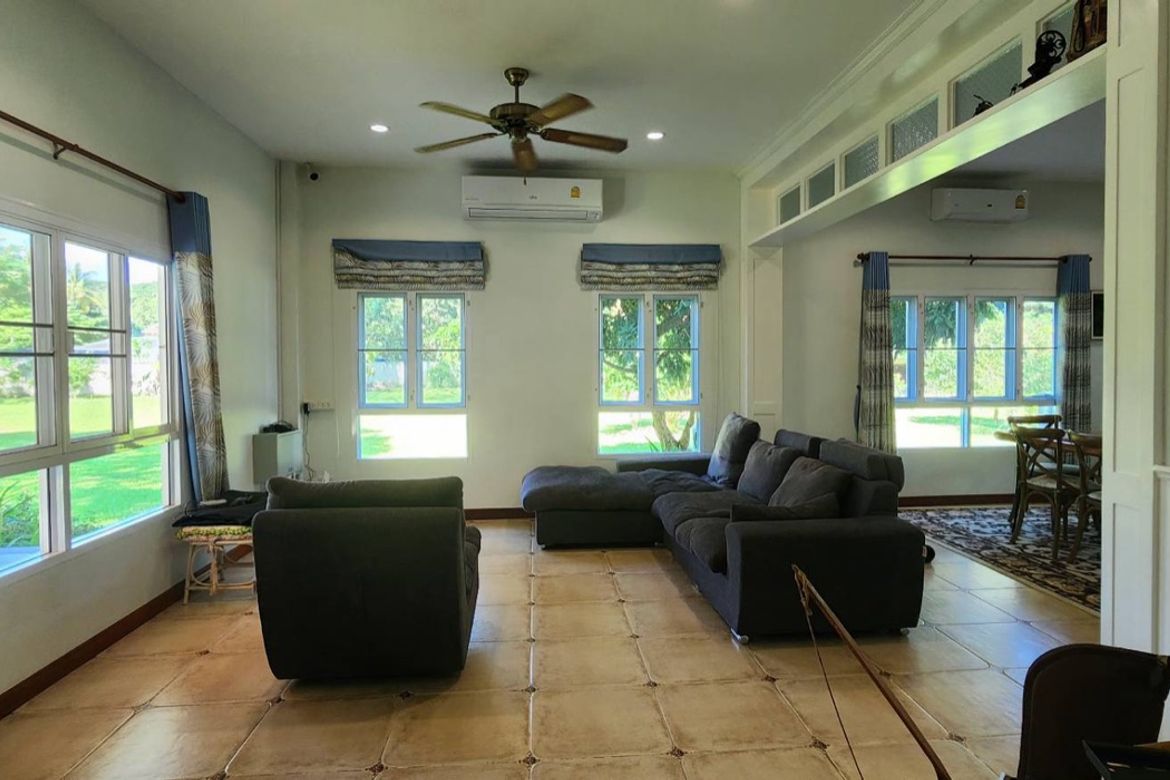 4 bed house for rent or sale in Doi Saket