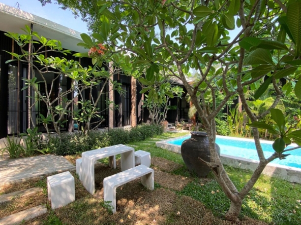 A pool villa 3 bed for rent or sale in Hang Dong-P-PHR851