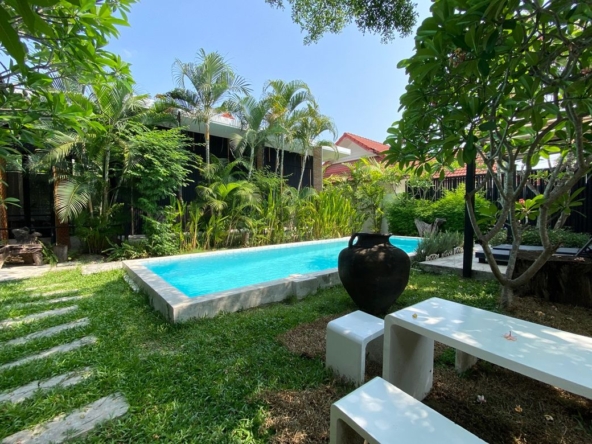 A pool villa 3 bed for rent or sale in Hang Dong-P-PHR851