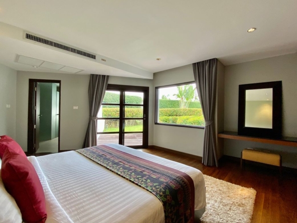 Luxury pool villa for rent or sale in Mae Rim