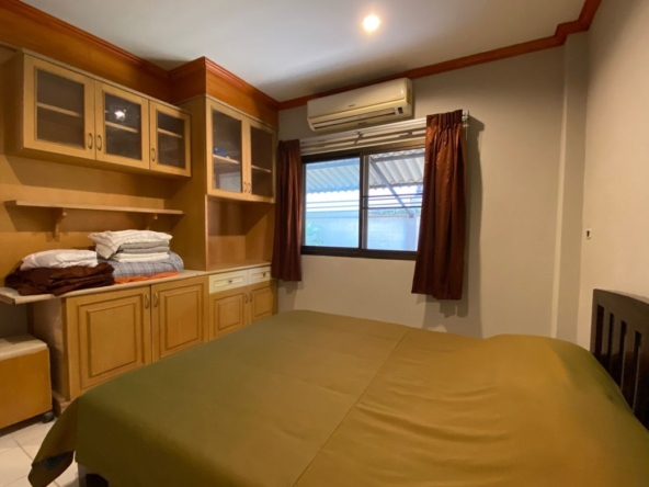 5 bed house for sale or rent as per floor at Don Kaew