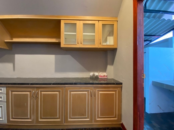 5 bed house for sale or rent as per floor at Don Kaew