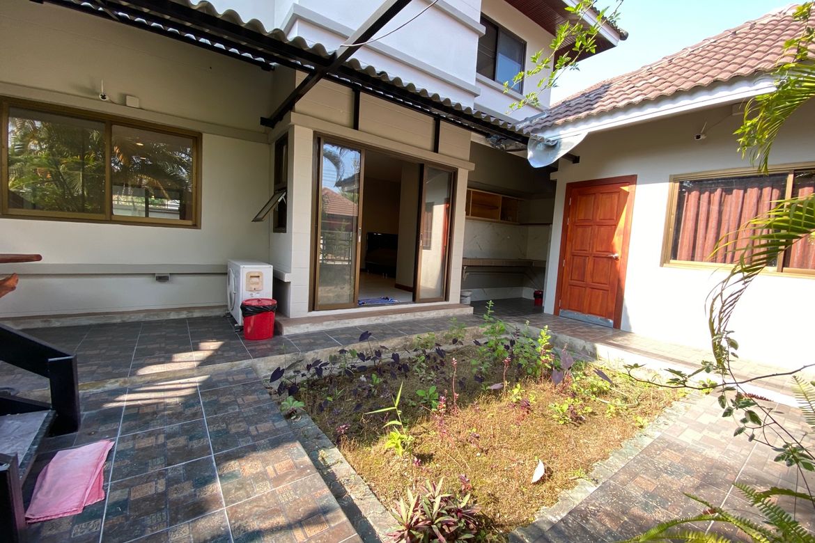 Chiang Mai-P-PHS1082