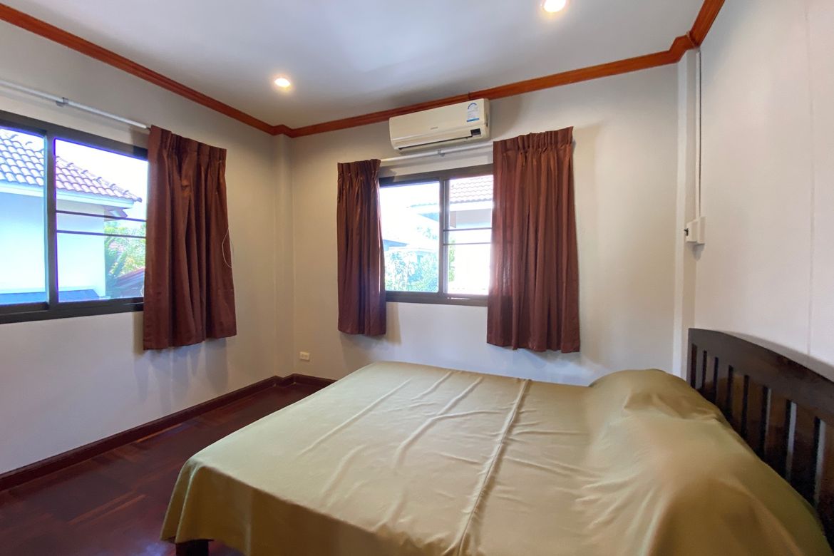 5 bed house for sale or rent as per floor at Don Kaew