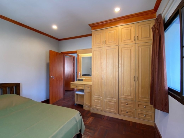 Chiang Mai-P-PHS1082