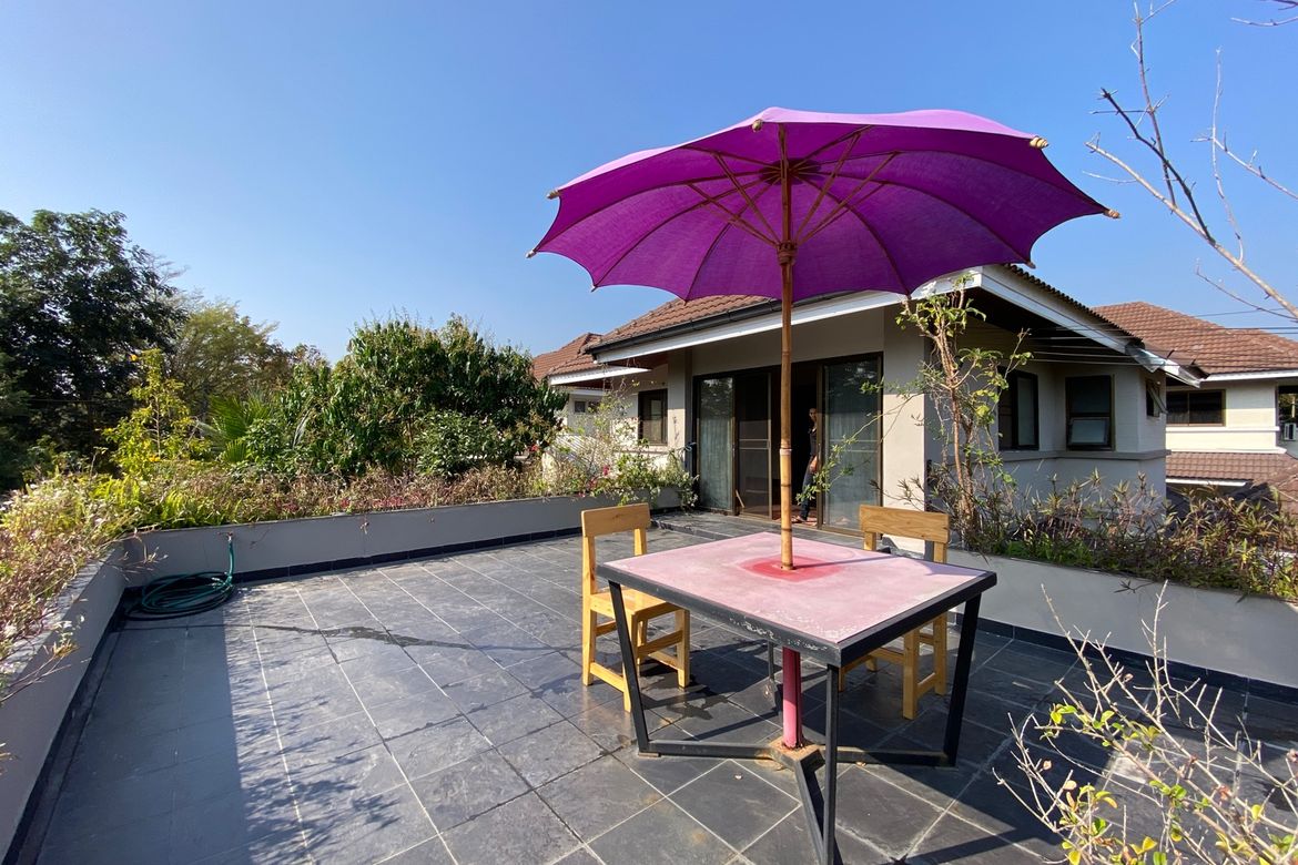 5 bed house for sale or rent as per floor at Don Kaew