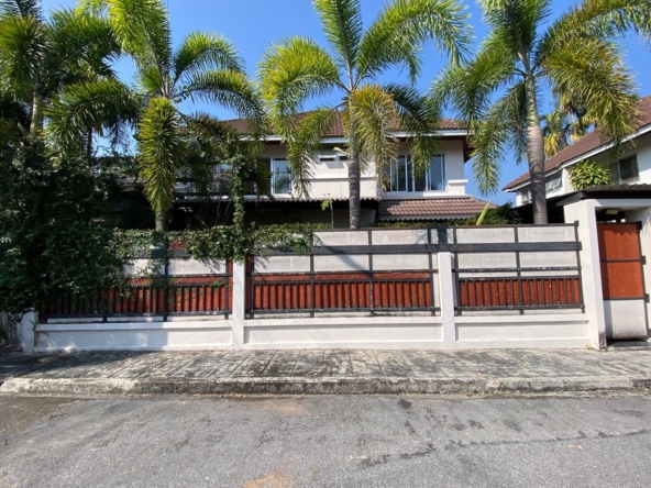 5 bed house for sale or rent as per floor at Don Kaew