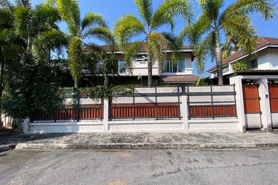 5 bed house for sale or rent as per floor at Don Kaew