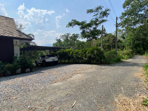A charming one storey villa 2 bed for rent or sale in Mae Rim