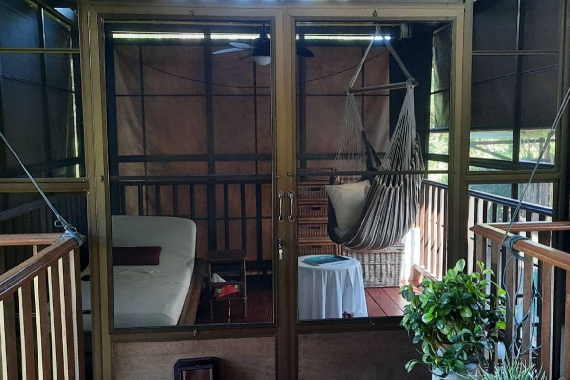 A charming one storey villa 2 bed for rent or sale in Mae Rim