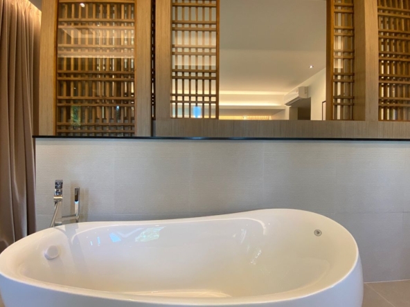 A luxury pool villa with 3 bed for rent or sale in Mae Rim