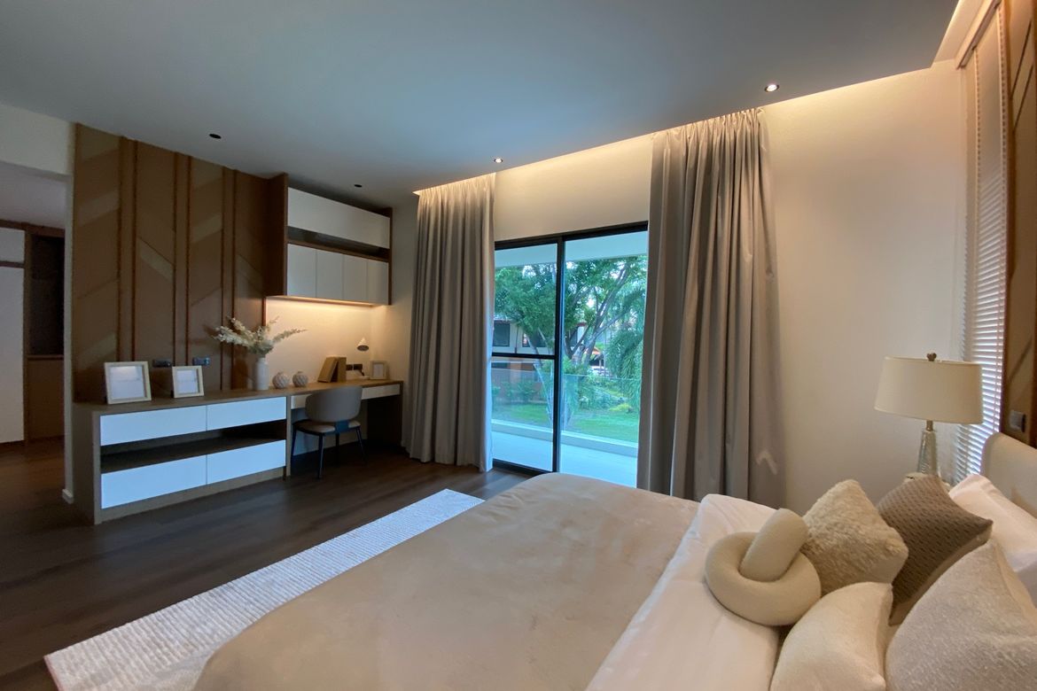 A luxury pool villa with 3 bed for rent or sale in Mae Rim