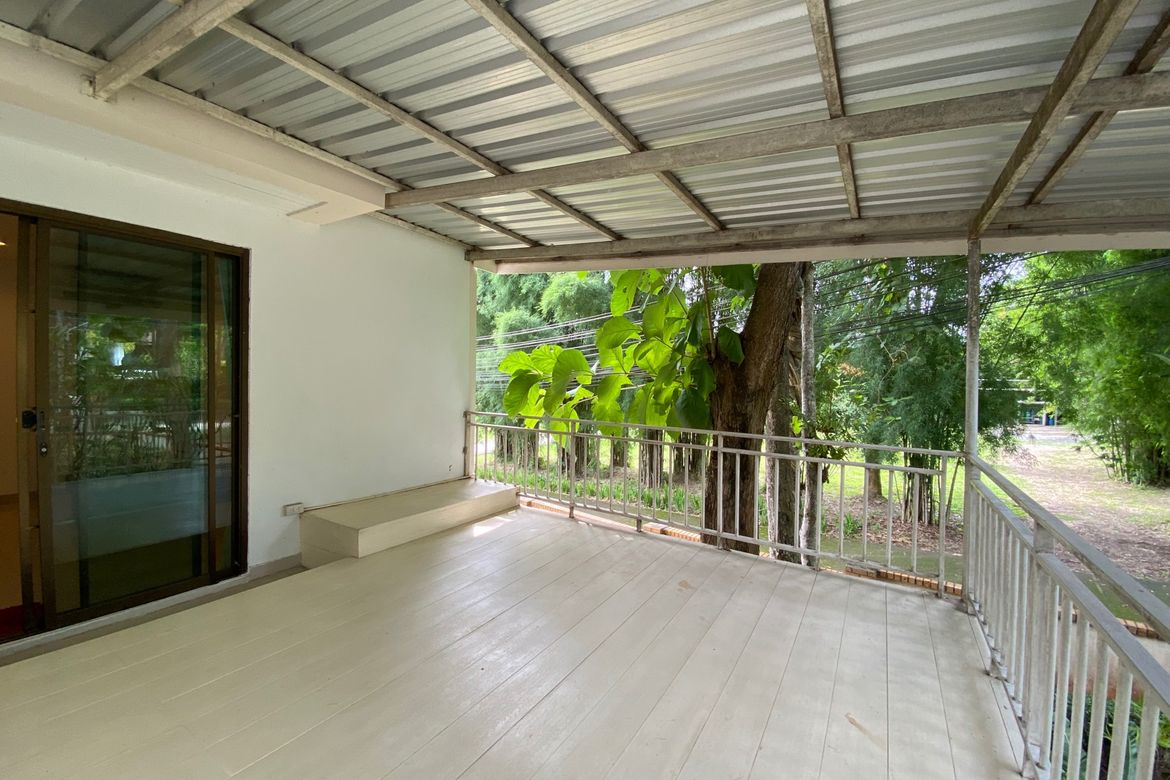 3 bed house for rent or sale near Prem International school