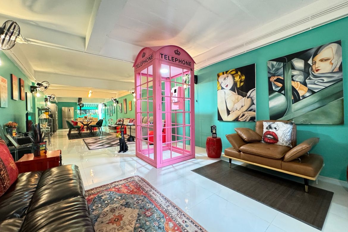 A unique modern townhome for rent or sale in Muang Chiang Mai-P-PHS485