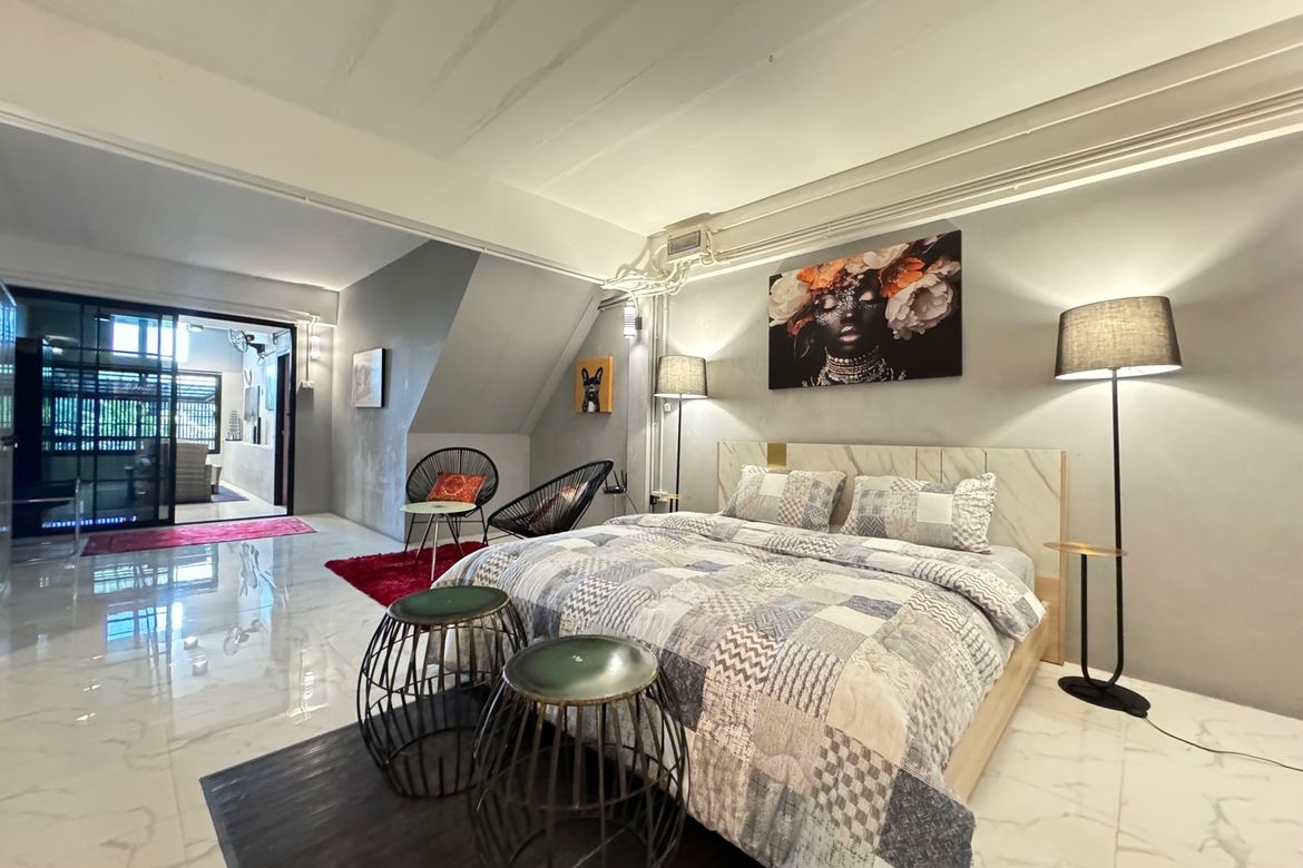 A unique modern townhome for rent or sale in Muang Chiang Mai-P-PHS485