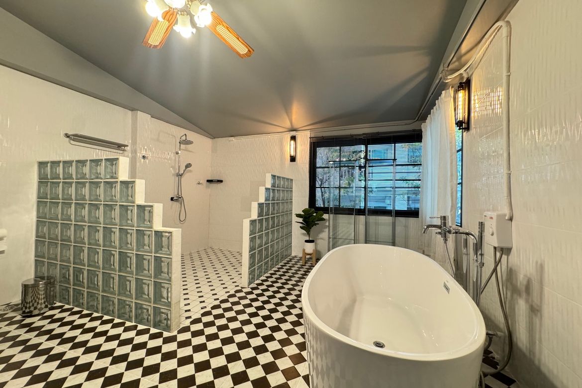 A unique modern townhome for rent or sale in Muang Chiang Mai-P-PHS485