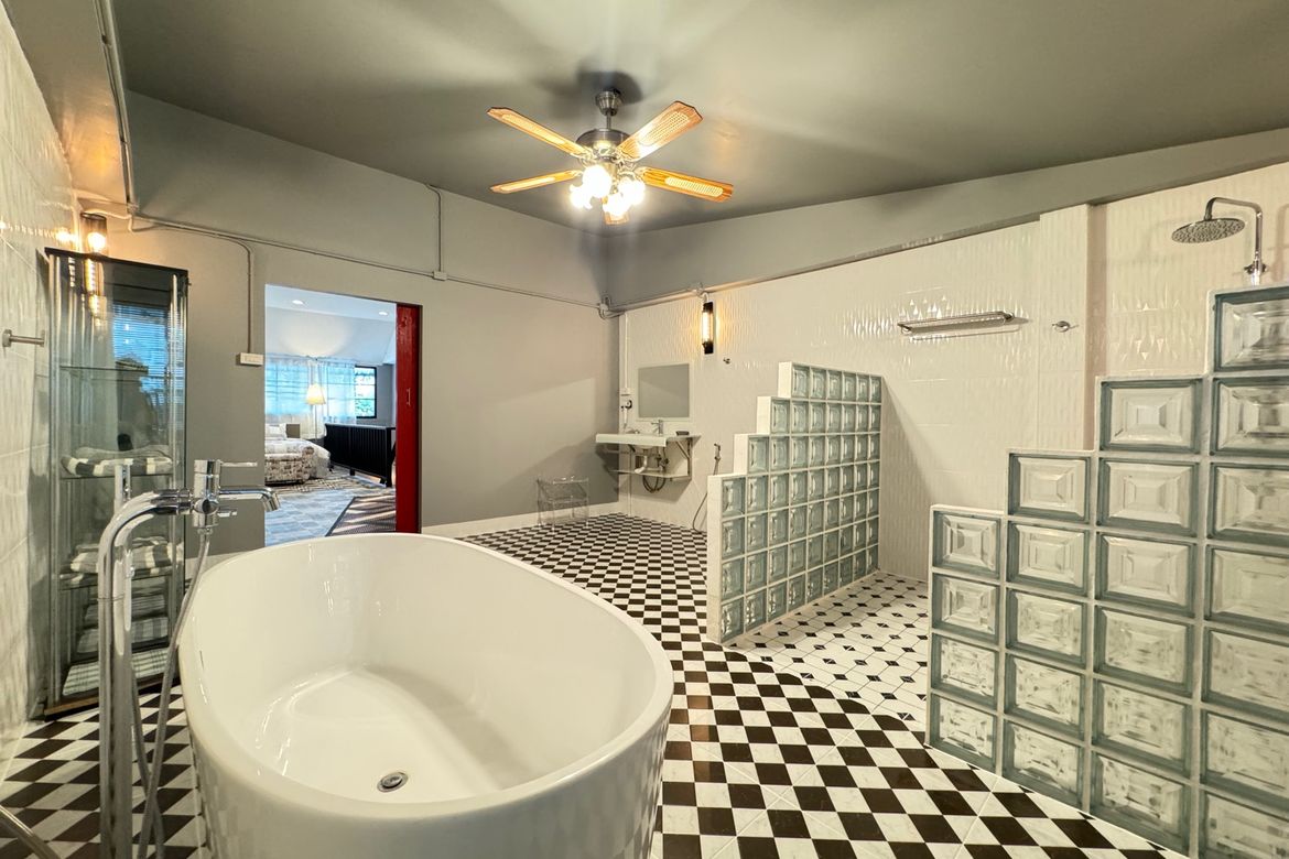 A unique modern townhome for rent or sale in Muang Chiang Mai-P-PHS485