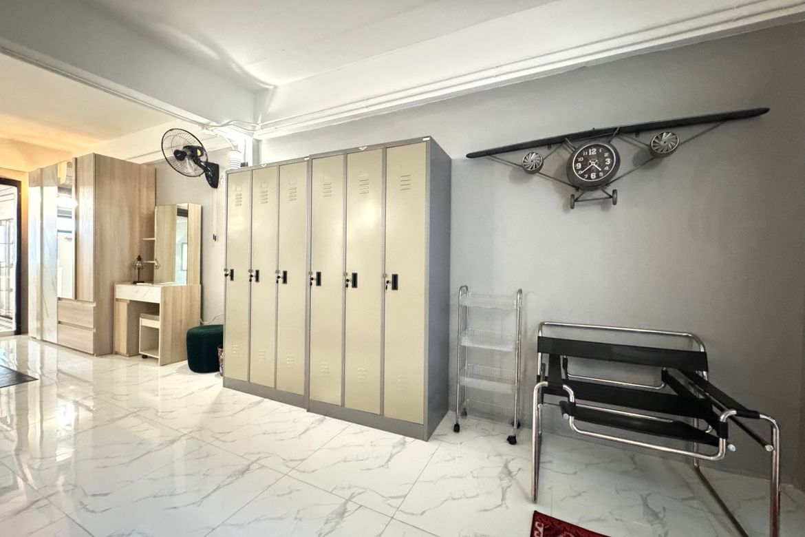 A unique modern townhome for rent or sale in Muang Chiang Mai-P-PHS485