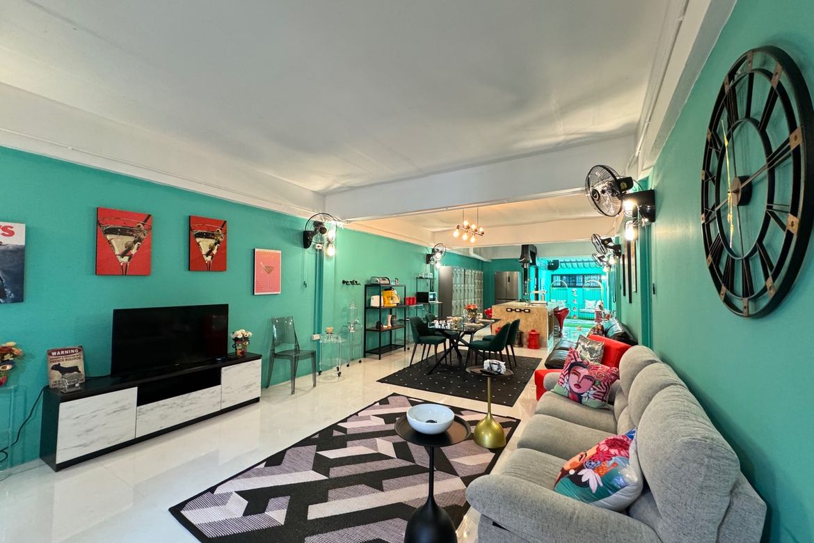 A unique modern townhome for rent or sale in Muang Chiang Mai-P-PHS485