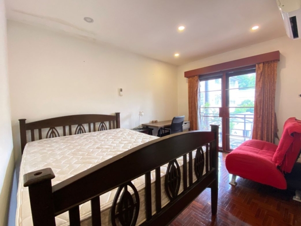 3 storey townhouse for sale near Chiang Mai University