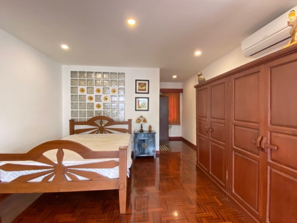Chiang Mai-P-PHS998