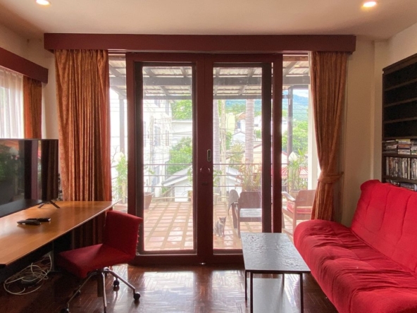 3 storey townhouse for sale near Chiang Mai University