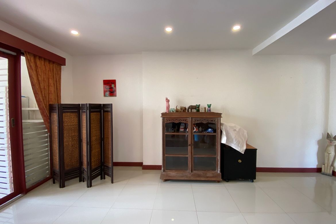 Chiang Mai-P-PHS998