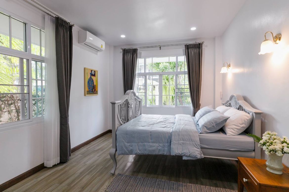 6 Bedroom Pool Villa for Sale and Rent in Chiang Mai-P-PHS1095
