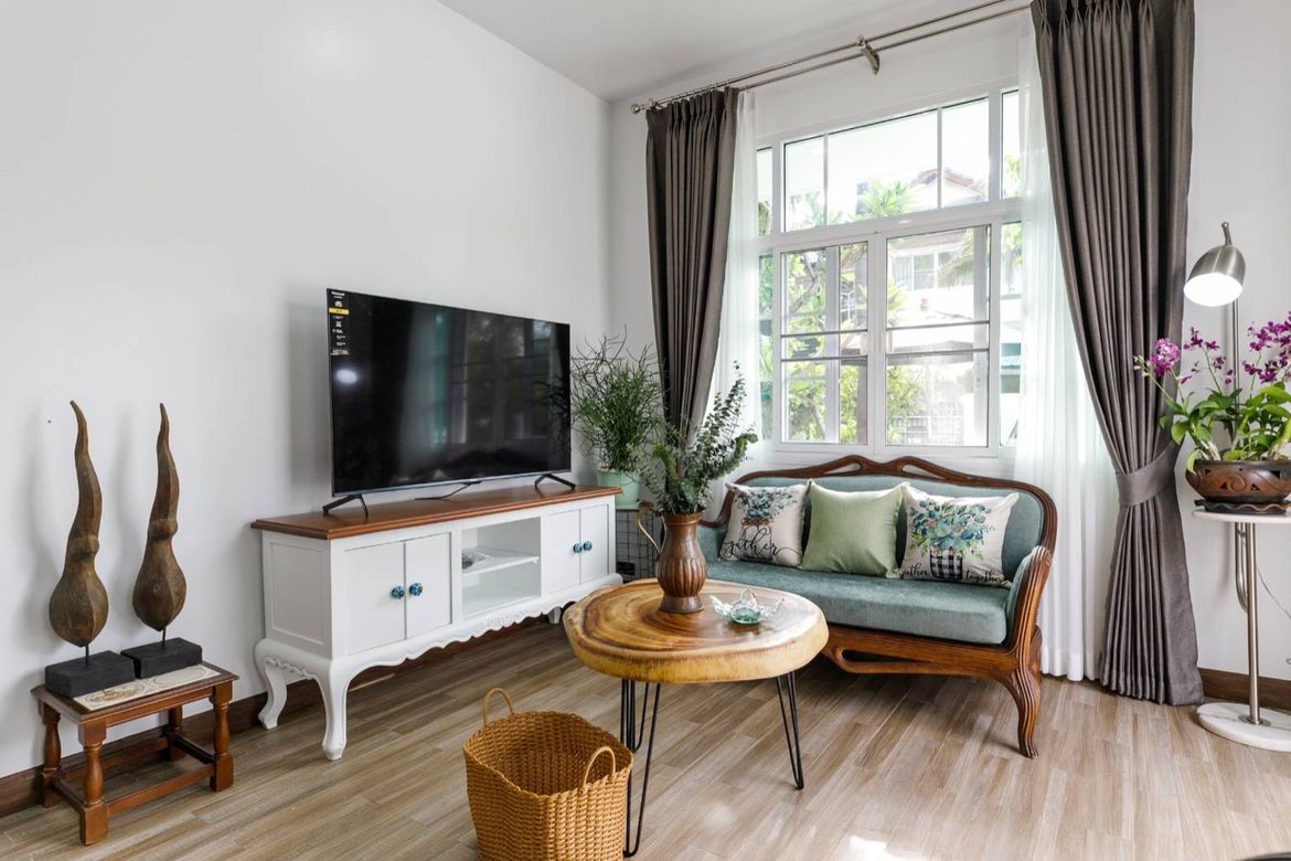 6 Bedroom Pool Villa for Sale and Rent in Chiang Mai-P-PHS1095