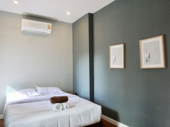 A modern house with pool for rent or sale in San Sai