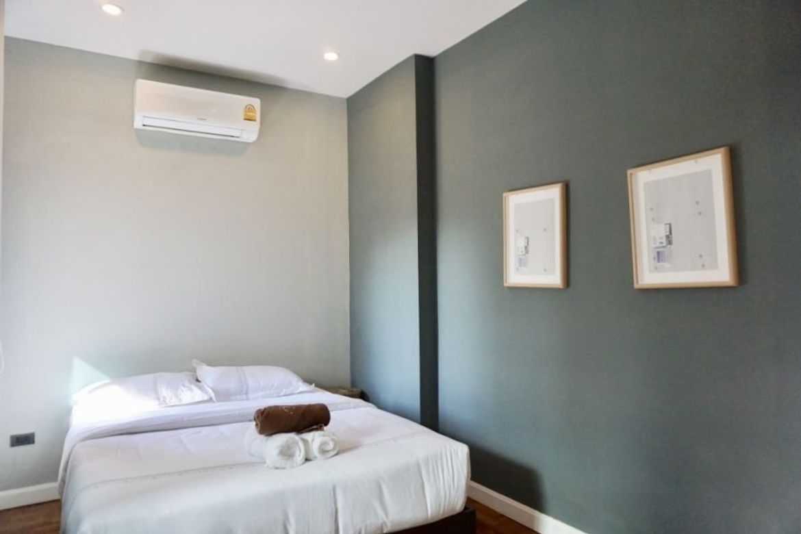 A modern house with pool for rent or sale in San Sai