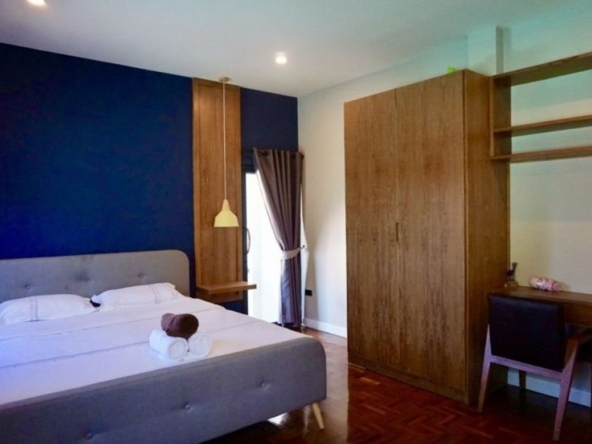 A modern house with pool for rent or sale in San Sai
