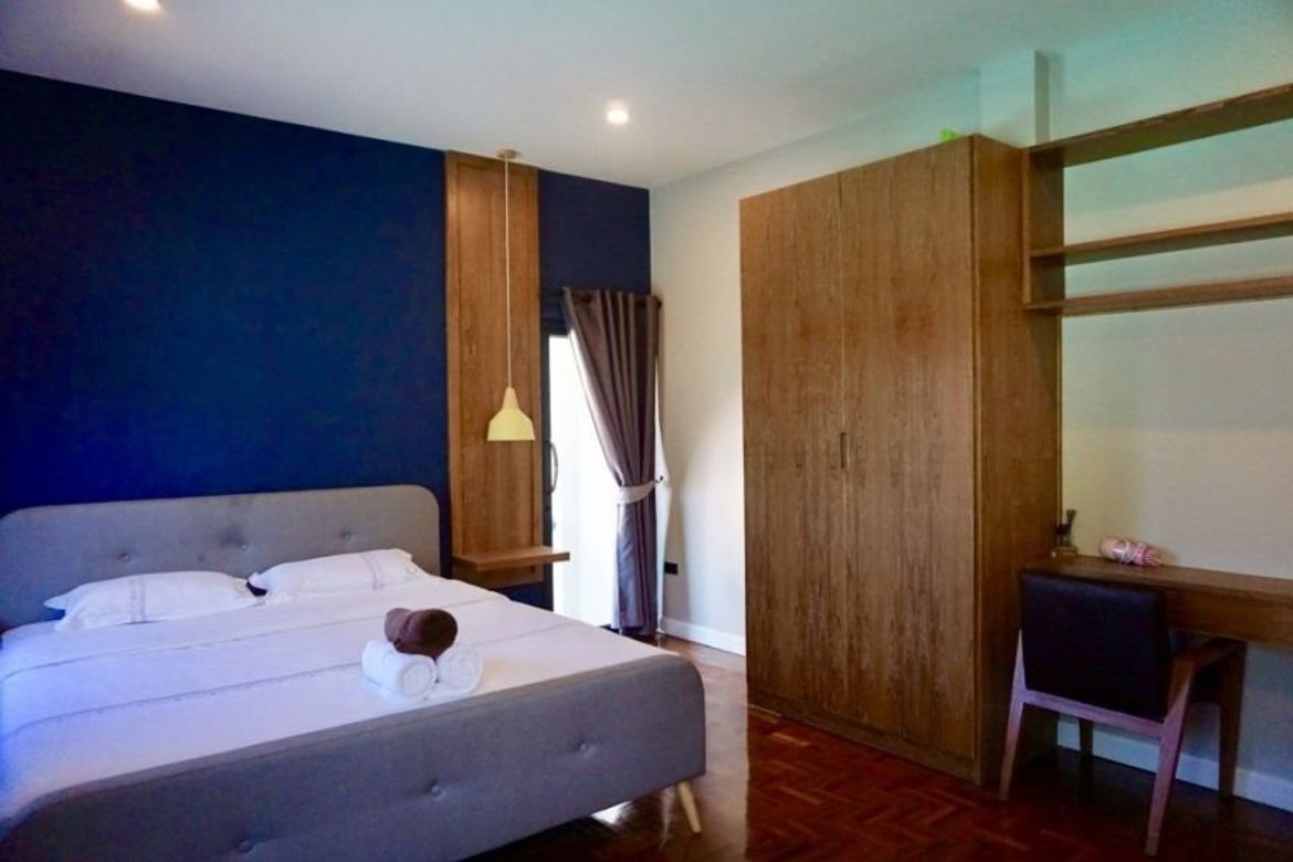 A modern house with pool for rent or sale in San Sai