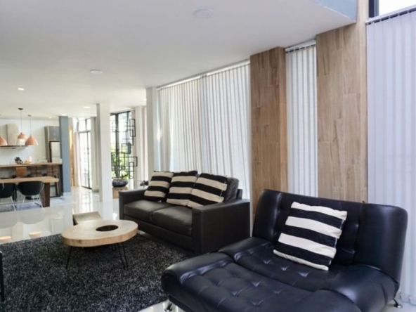 A modern house with pool for rent or sale in San Sai