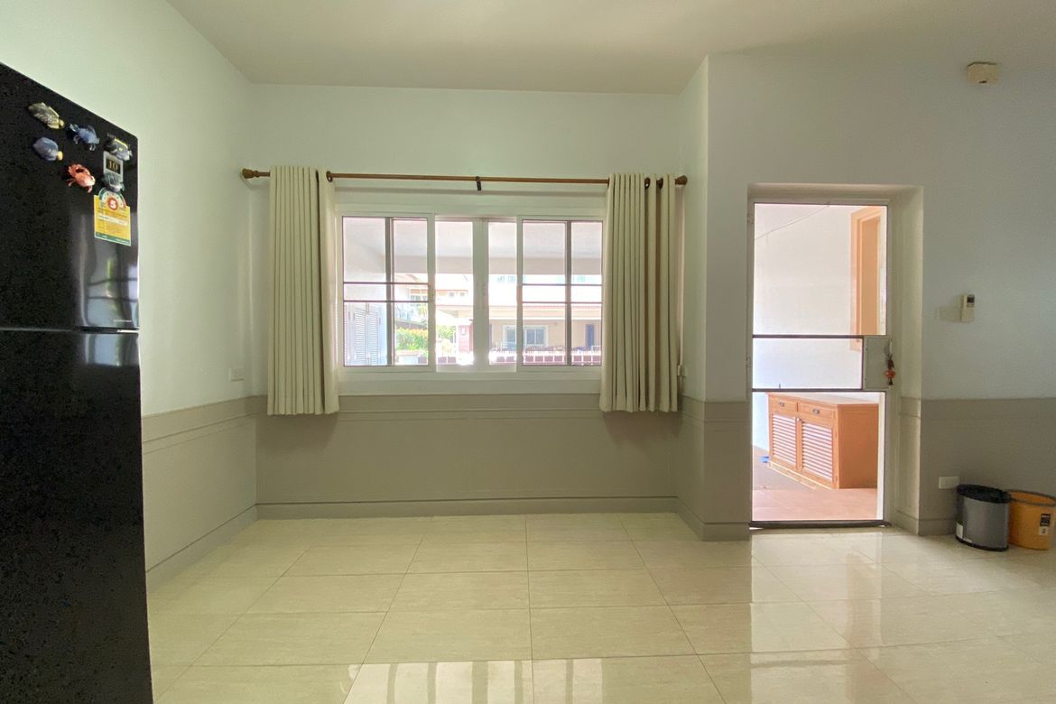 3 bed house for rent or sale in Saraphi