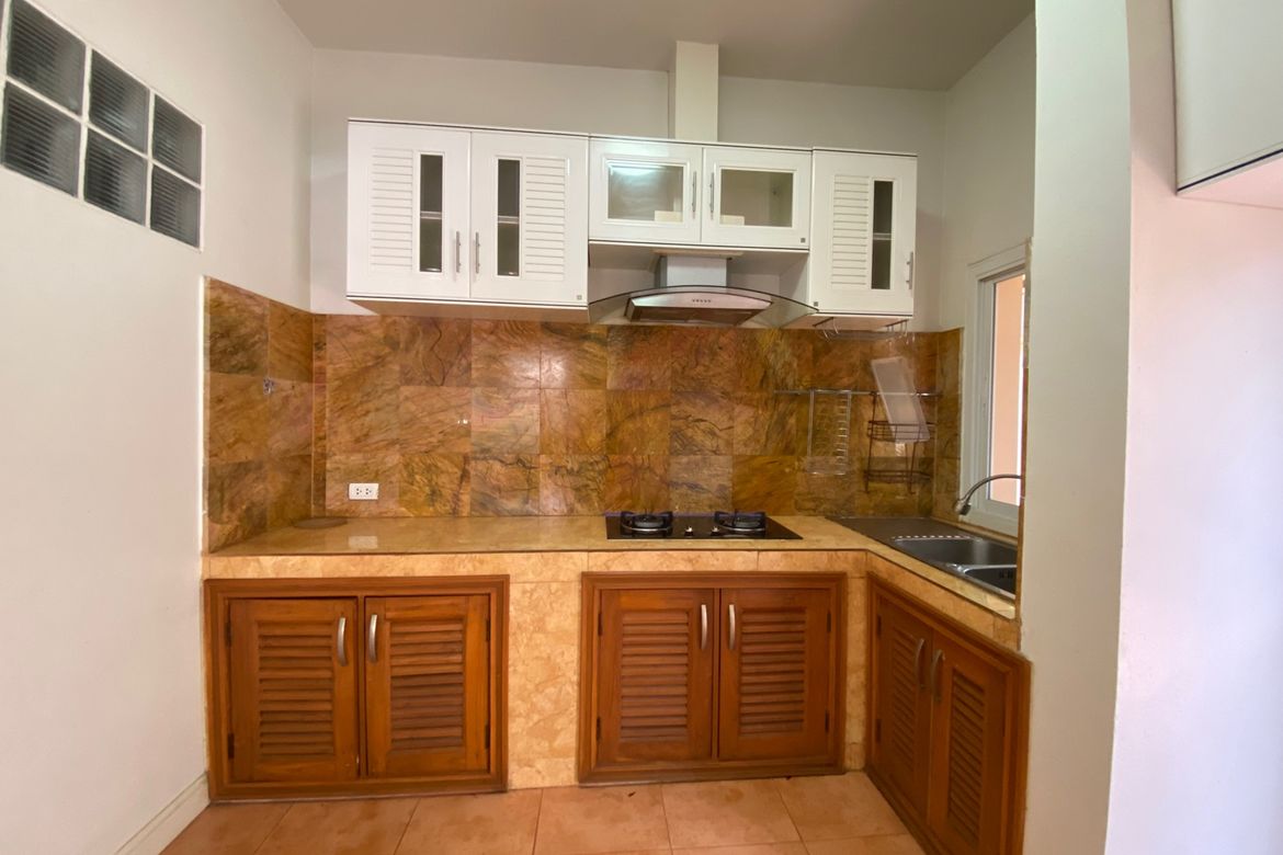 3 bed house for rent or sale in Saraphi