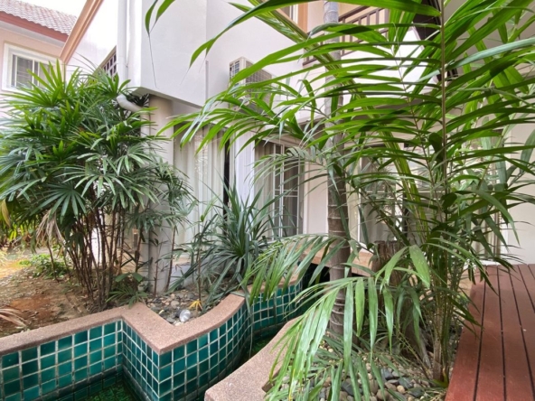 3 bed house for rent or sale in Saraphi