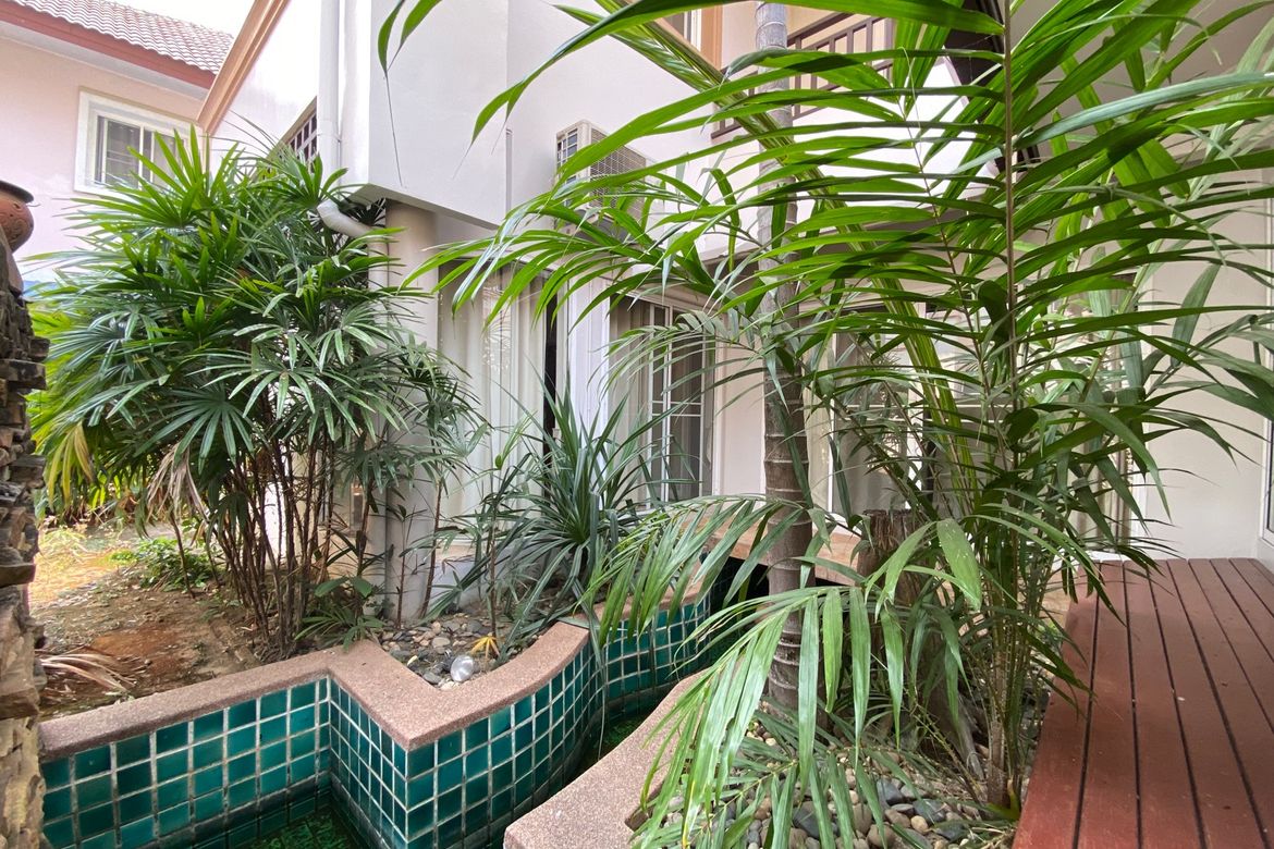 3 bed house for rent or sale in Saraphi