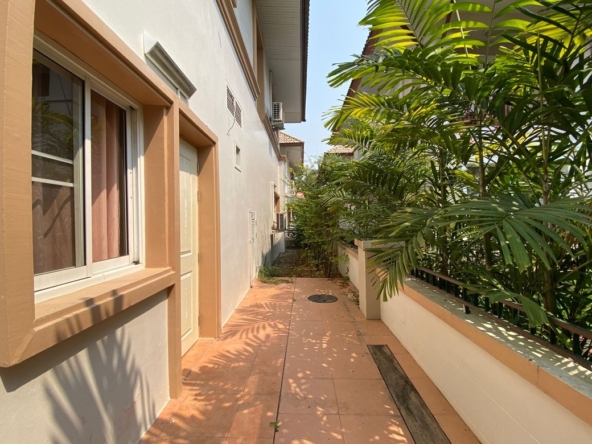 Chiang Mai-P-PHR775