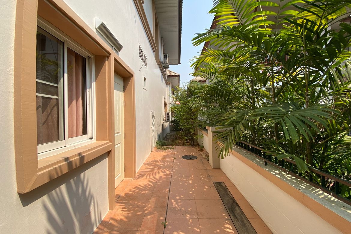 Chiang Mai-P-PHR775